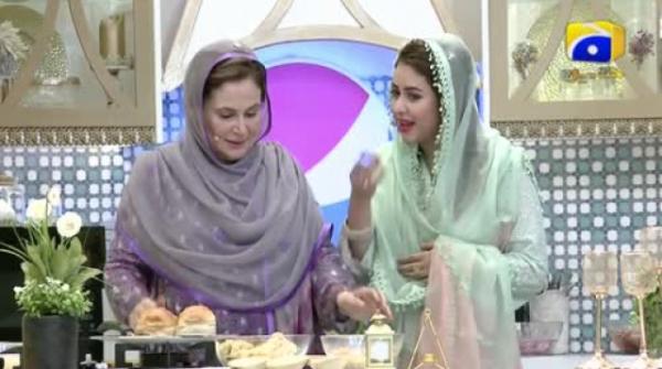Geo Ramzan Iftar Transmission - Desi Burger Recipe by Naheed Ansari - 13 May 2019 - Ehsaas Ramzan